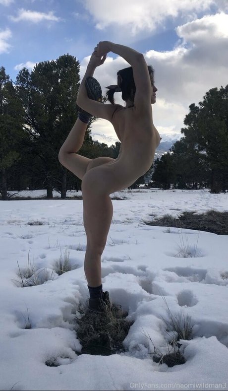 naomiwildman3 onlyfans striptease