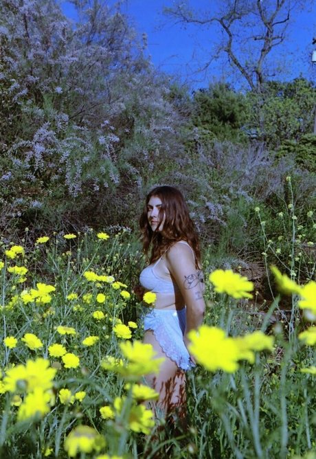 sierrakay onlyfans free content