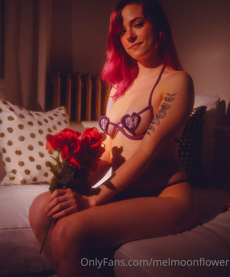 melmoonflower onlyfans pictures