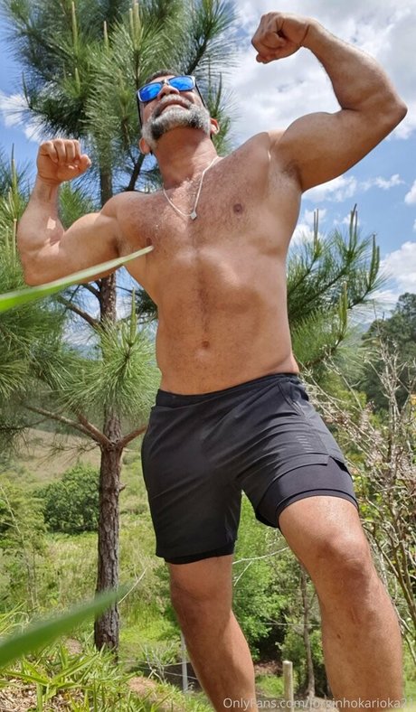 jorginhokarioka21 topless onlyfans