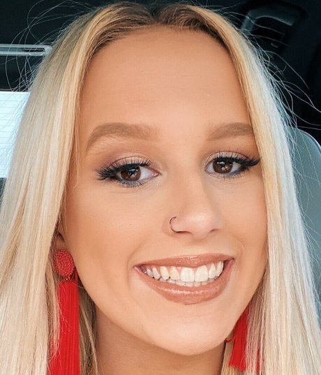 Adora Nicole onlyfans xxx