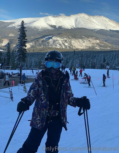 nikkiinatural onlyfans free