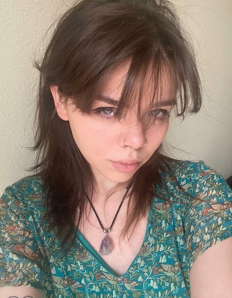 nikkiinatural only fans xxx