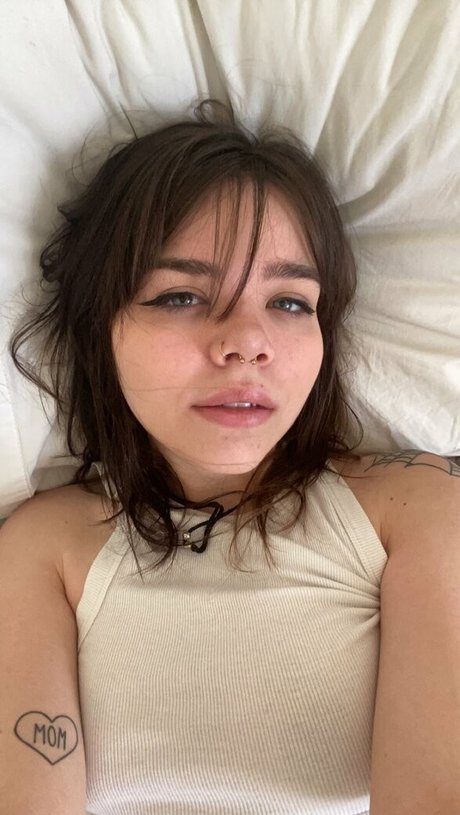 nikkiinatural nude onlyfans