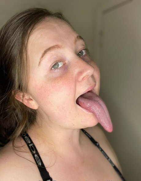 toxicallietongue onlyfans model photo