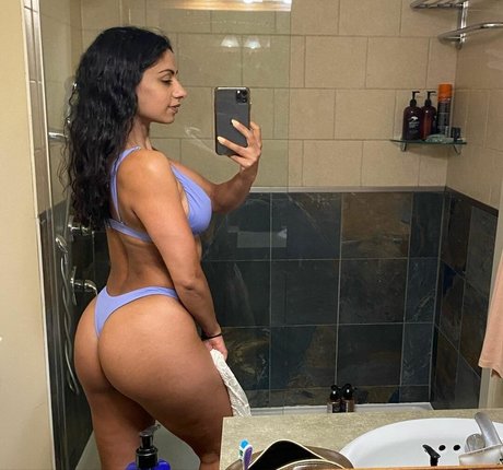 Skinnyroti onlyfans leaked porn