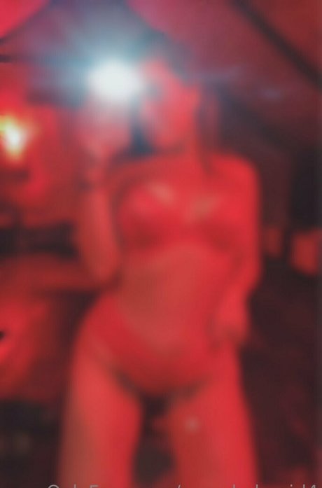 curvybabygirl4 nude onlyfans leaked