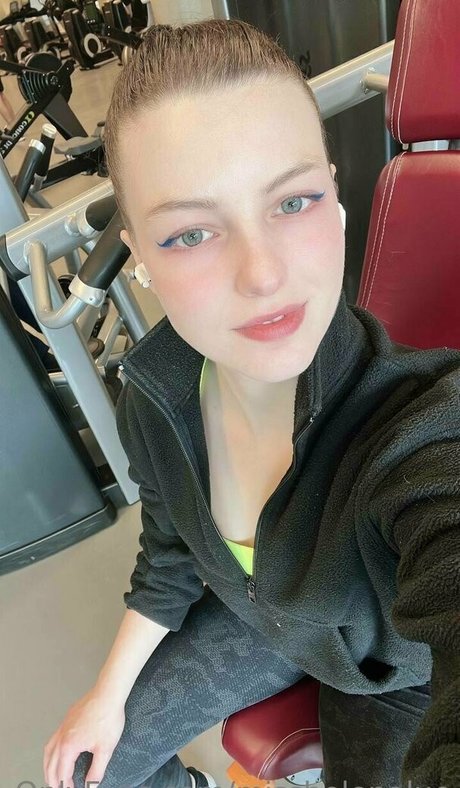 misshelenalue onlyfans star