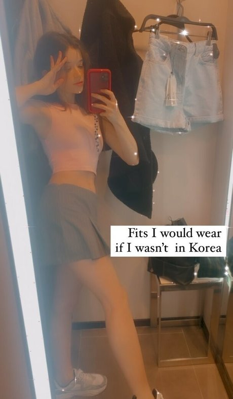 A Bit Rebecca nude onlyfans leak