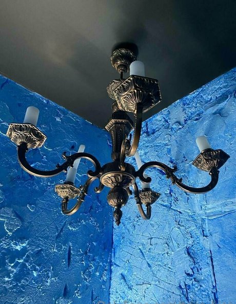 triss kiss Profile pic