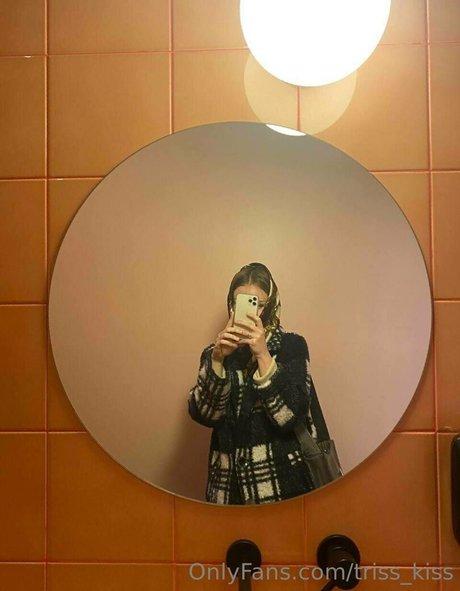 triss kiss onlyfans xx