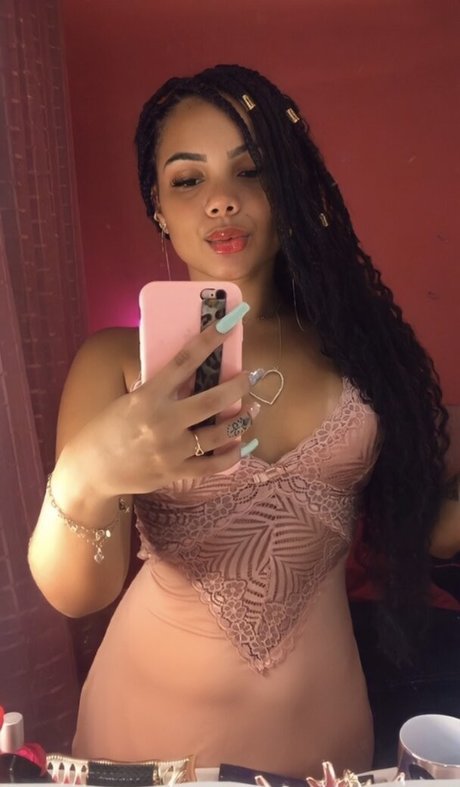 Sah Santtos_ onlyfans leaj