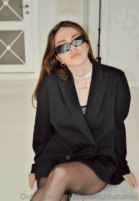 aminavalentino onlyfans pics