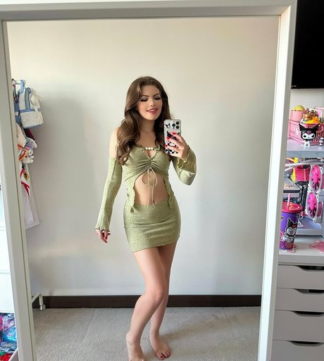 freedellieisla onlyfans free content