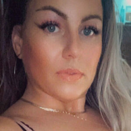 firstmilfmate onlyfans nude content