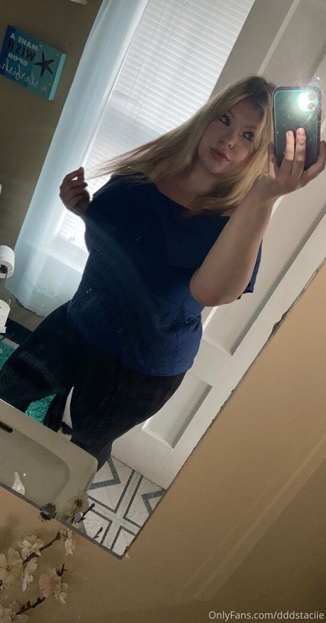 dddstaciie onlyfans porn leak