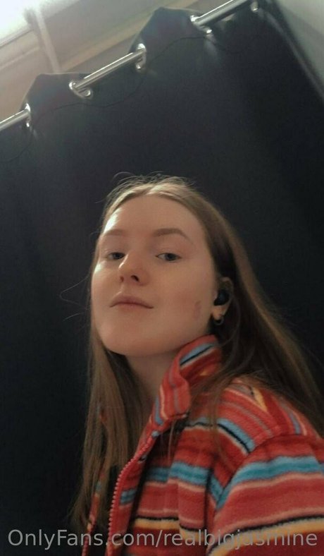 realbigjasmine onlyfans naked leaked