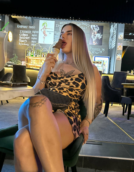 blondyaria only fans review