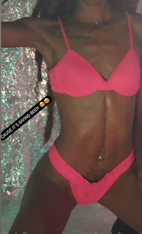 prettyfaceslimm onlyfans naked pics