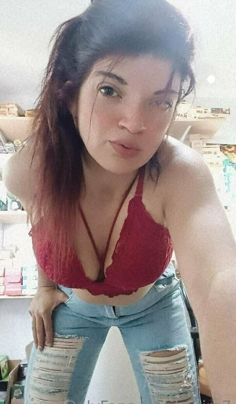 maira7 tits onlyfans