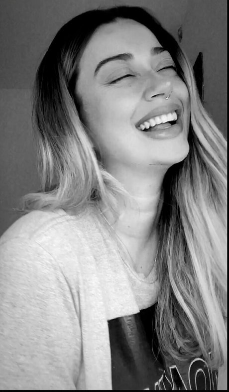 Angeline Sant only fans.