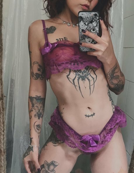 blvckchxrry only fans pictures