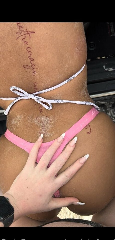 parislafreak onlyfans content type