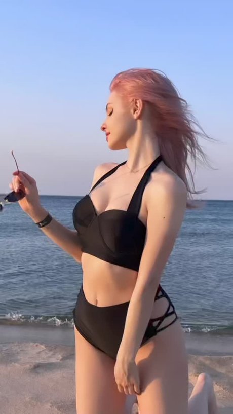 Elina Karimova hot onlyfans