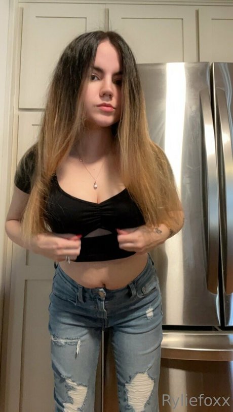 ryliefoxx free onlyfans xxx