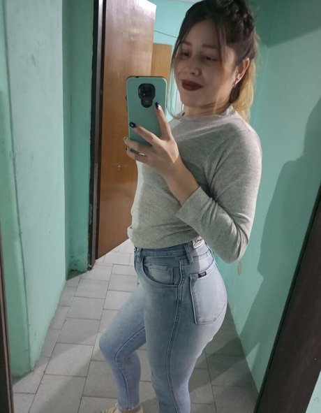 lunaestrella10 onlyfans