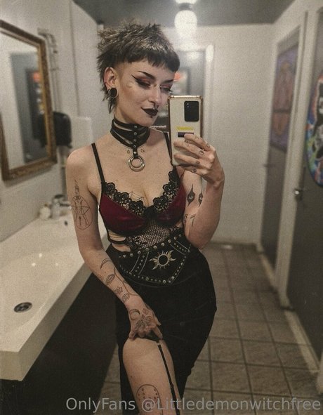 littledemonwitchfree only fans leak nude