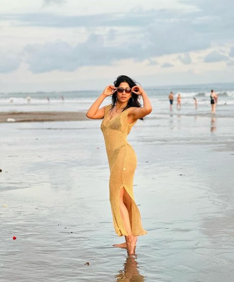 Reshmin Chowdhury onlyfans nude leak