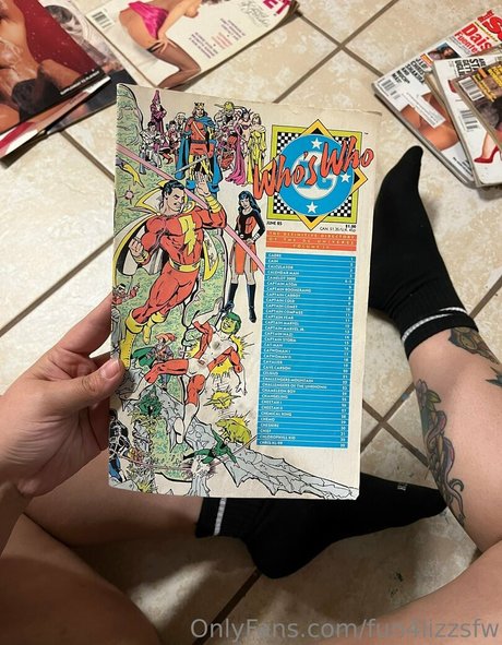 fun4lizzsfw tits onlyfans