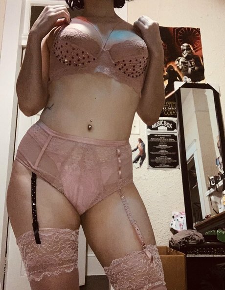 ramonarosenola onlyfans ass