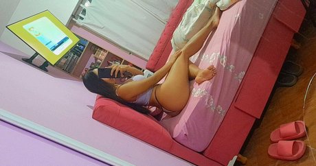 delfifoxyb onlyfans naked