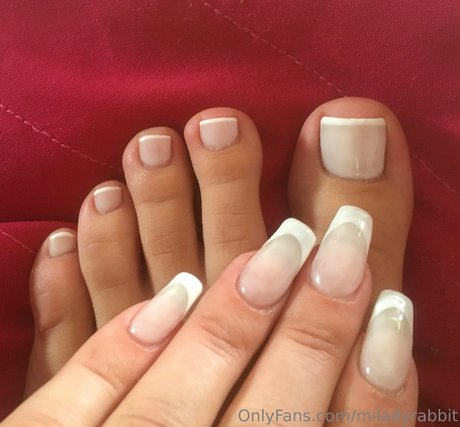 miladyrabbit naked on onlyfans