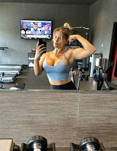 alliseasydney only fans nude