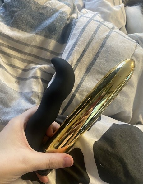 minniealiencos naked onlyfans