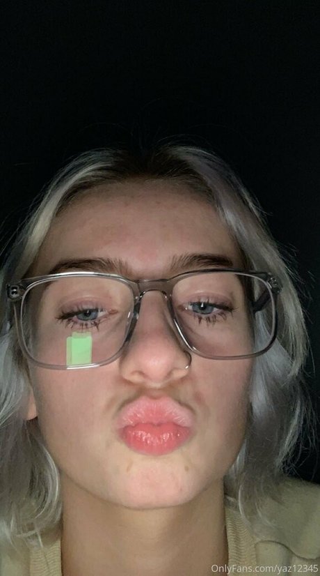 yaz12345 onlyfans naked leaks