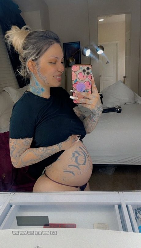 dab710queen onlyfans nude leak