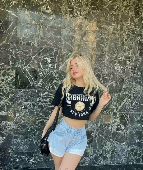 evaholiday69 onlyfans leak porn