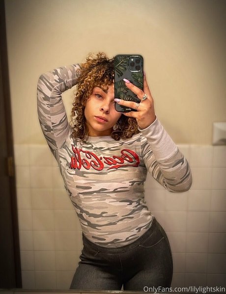 lilylightskin only fans leaks porn