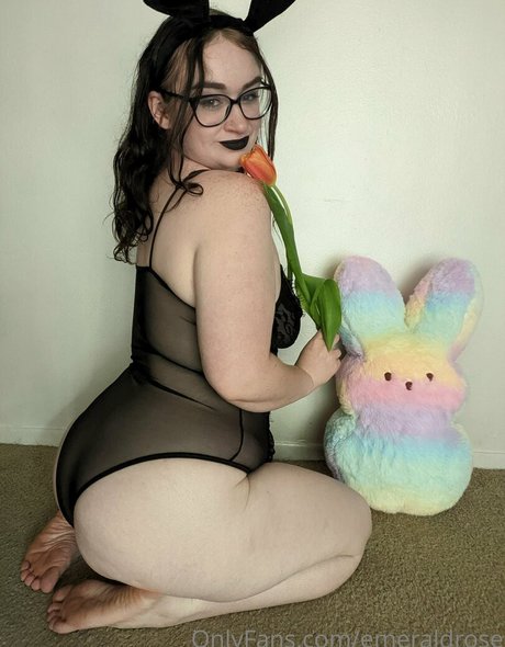 emeraldrose onlyfans leaked pics