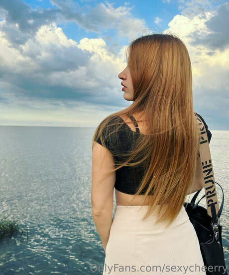 sexycheerry leaked porn onlyfans