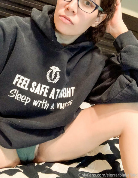 sierrarblakefield onlyfans sex leaks