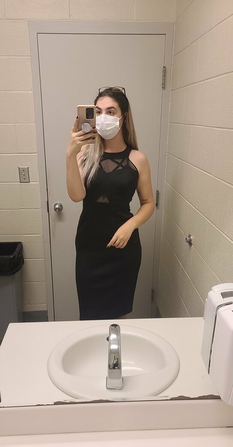 mara elysse onlyfans nude photos