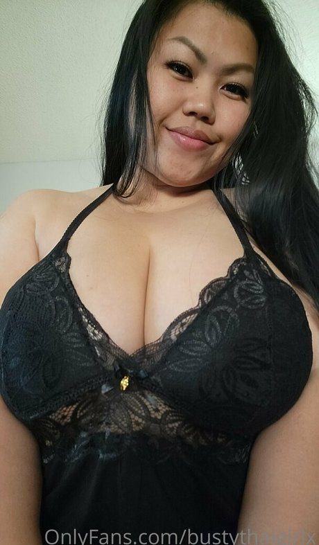 bustythaigirlx onlyfans leaks naked