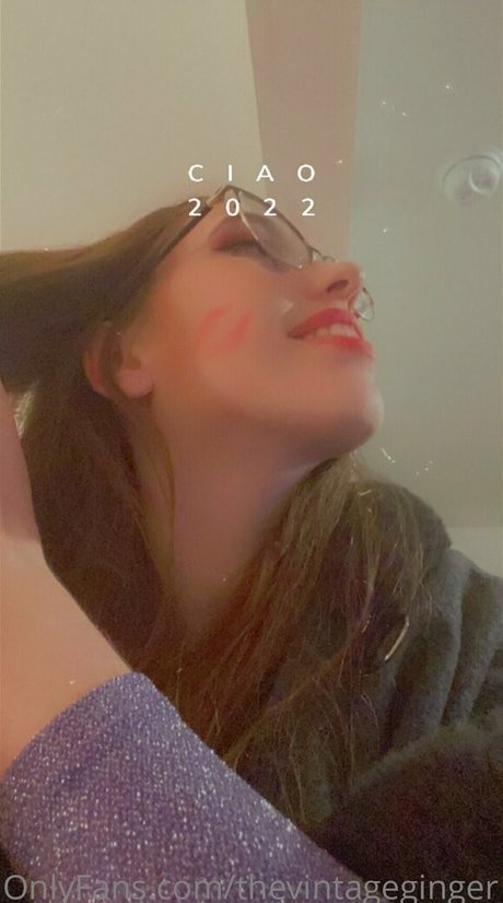thevintageginger nude onlyfans
