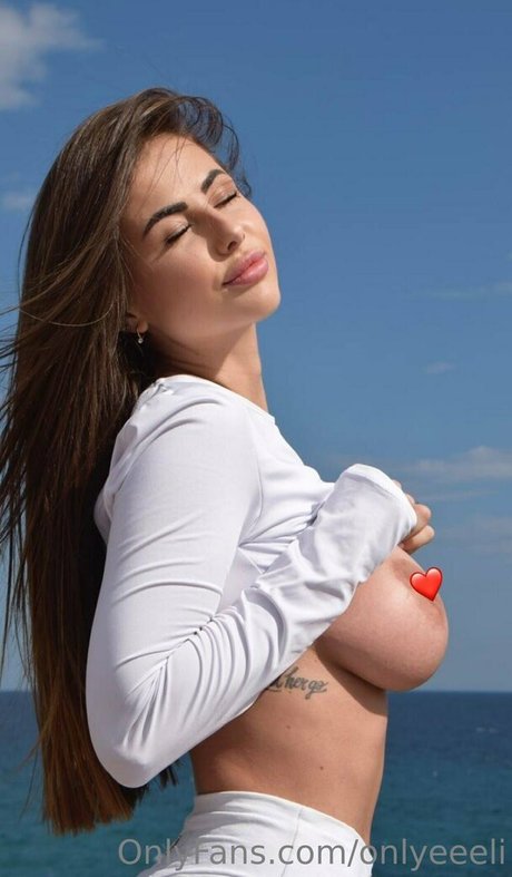 Onlyeeeli onlyfans sex