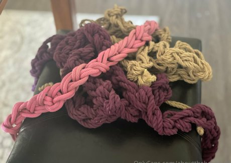 abouttheboobsvip feet onlyfans